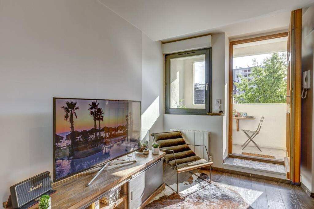 Le Pura Vida, Hyper Centre Terrasse + Parking Lägenhet Annecy Exteriör bild